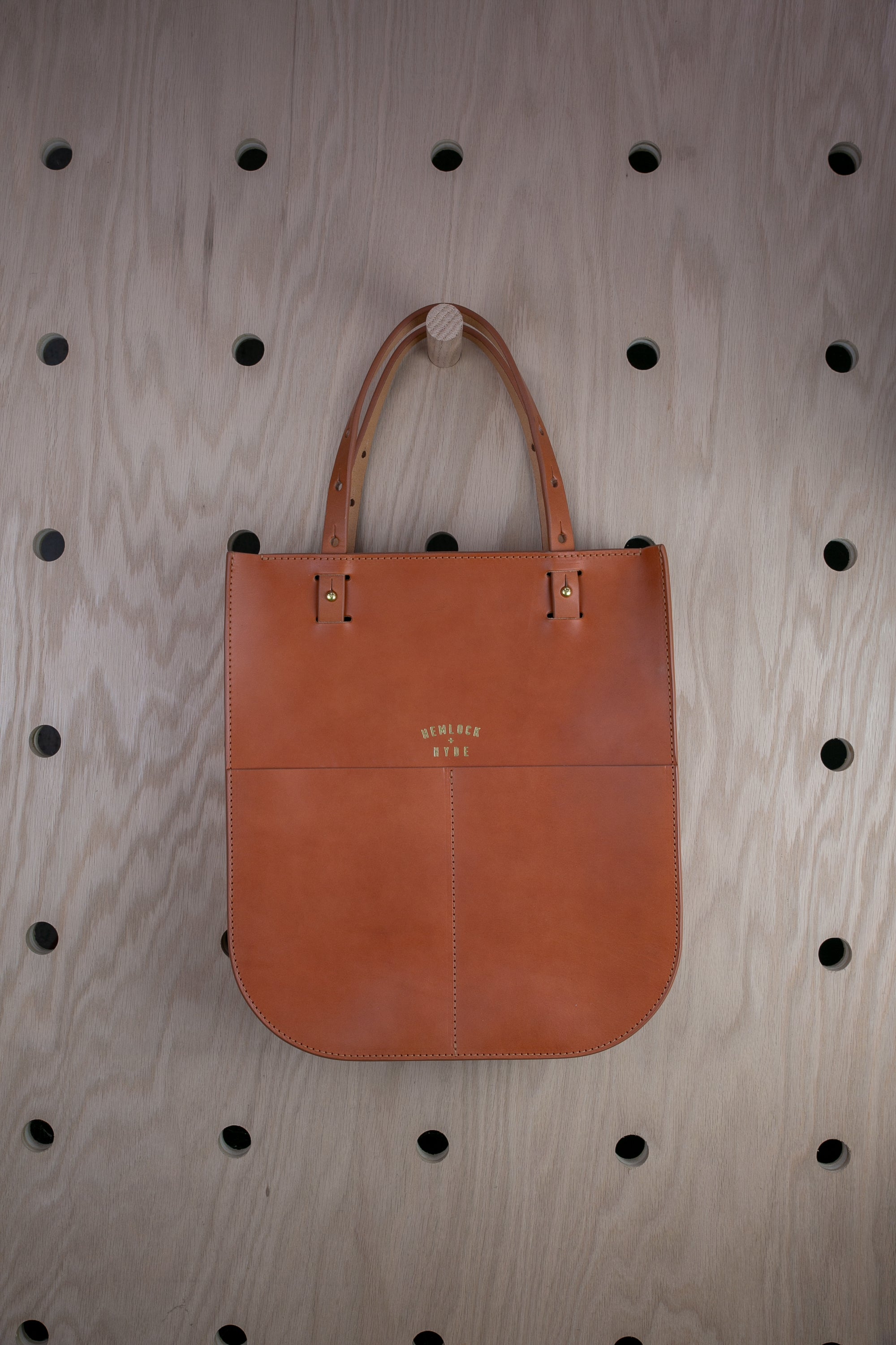 Luna Tote: Pre-Loved, Discontinued Color and Design