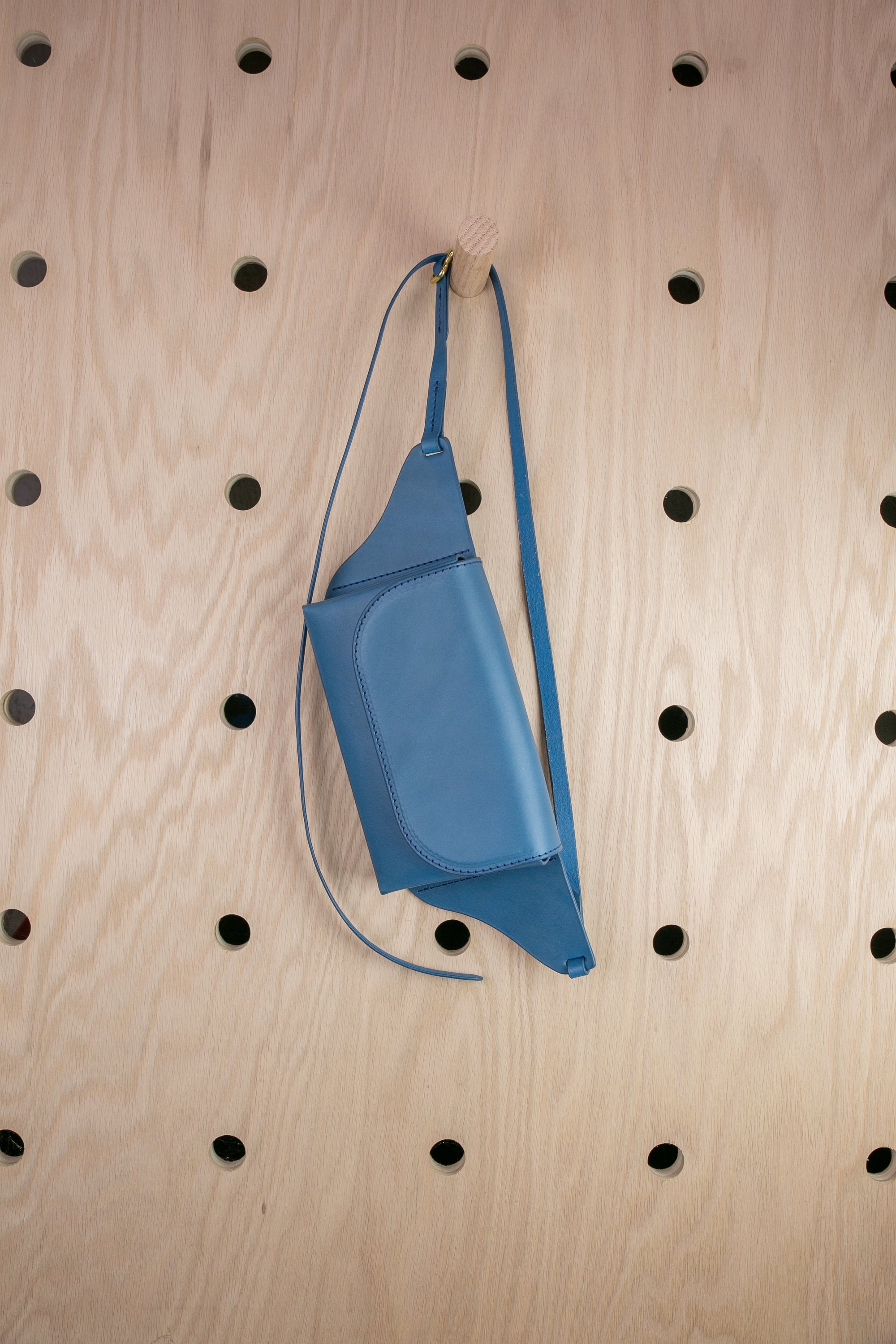The Charlotte Sling Bag: Pre-Loved