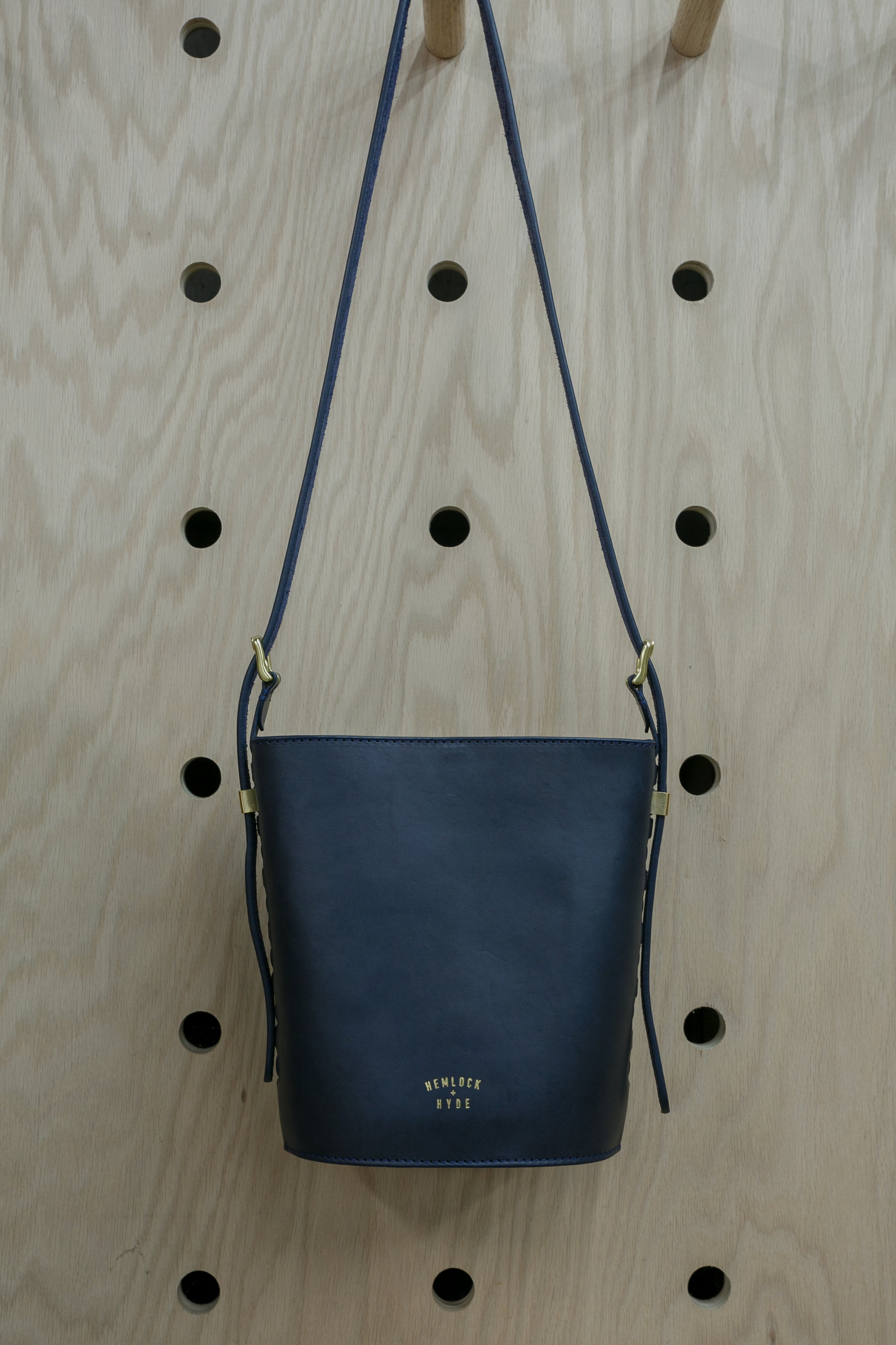 Mini Shelby: Navy: Pre-loved