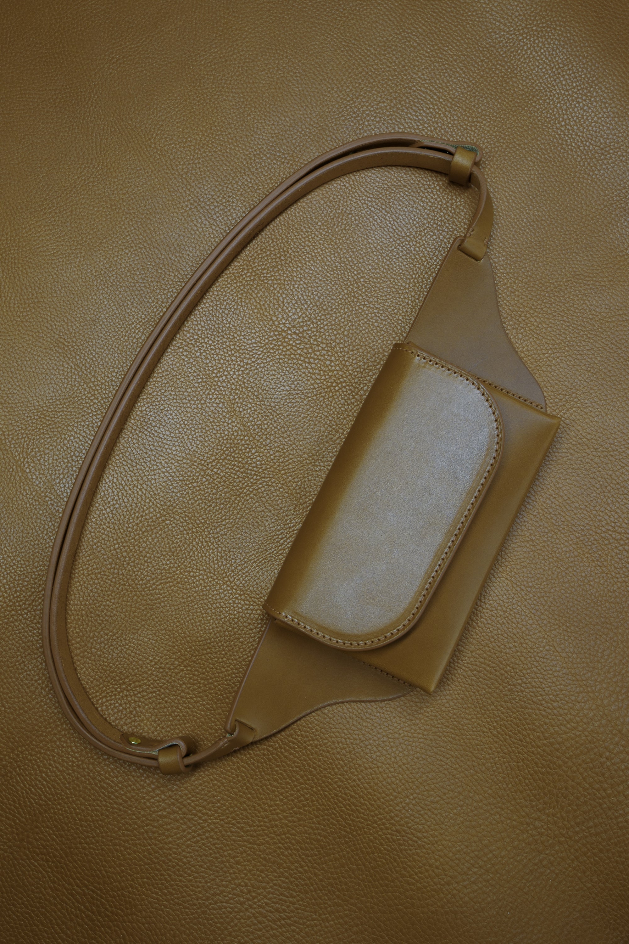 Charlotte Sling Bag