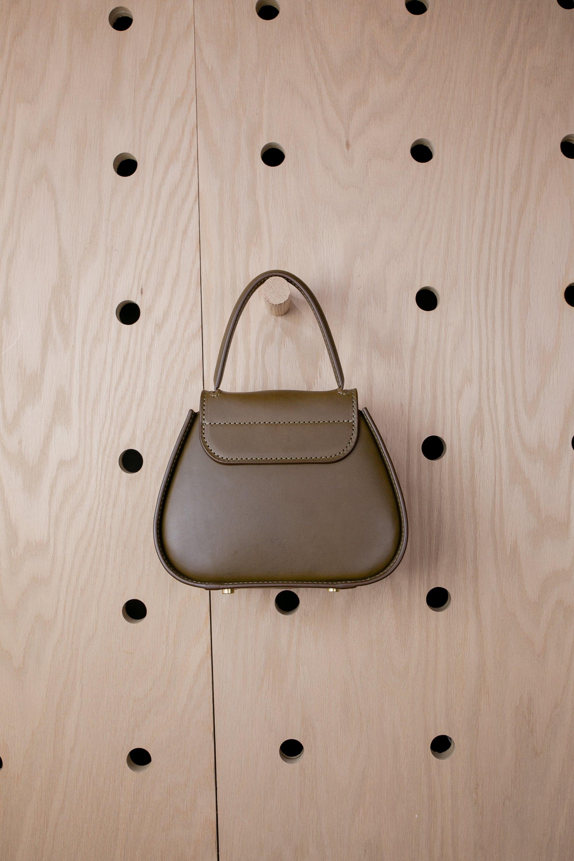 Mini Chloe: Olive: Discontinued Design