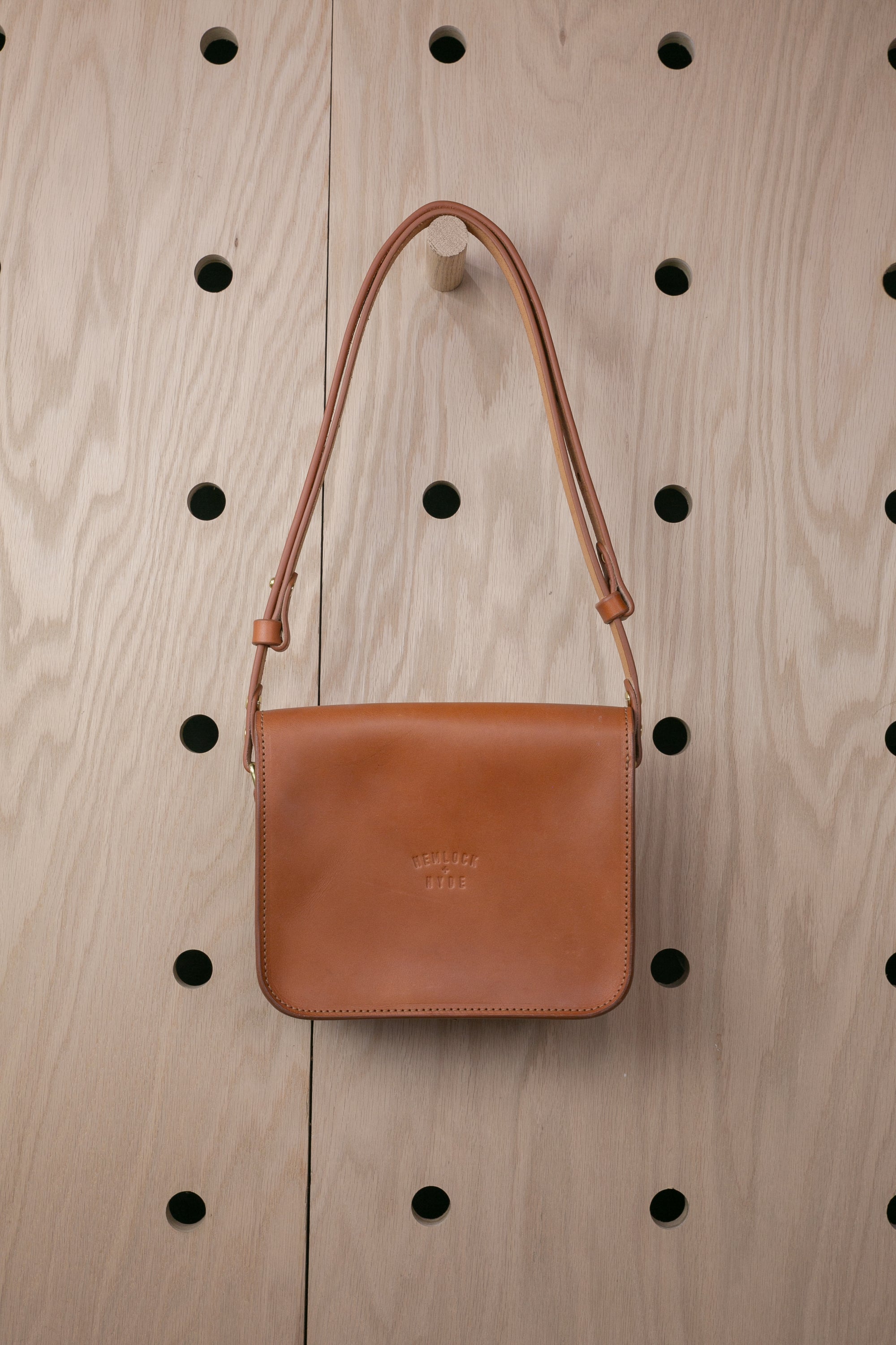 Greta Crossbody: Engish Tan: Pre-Loved