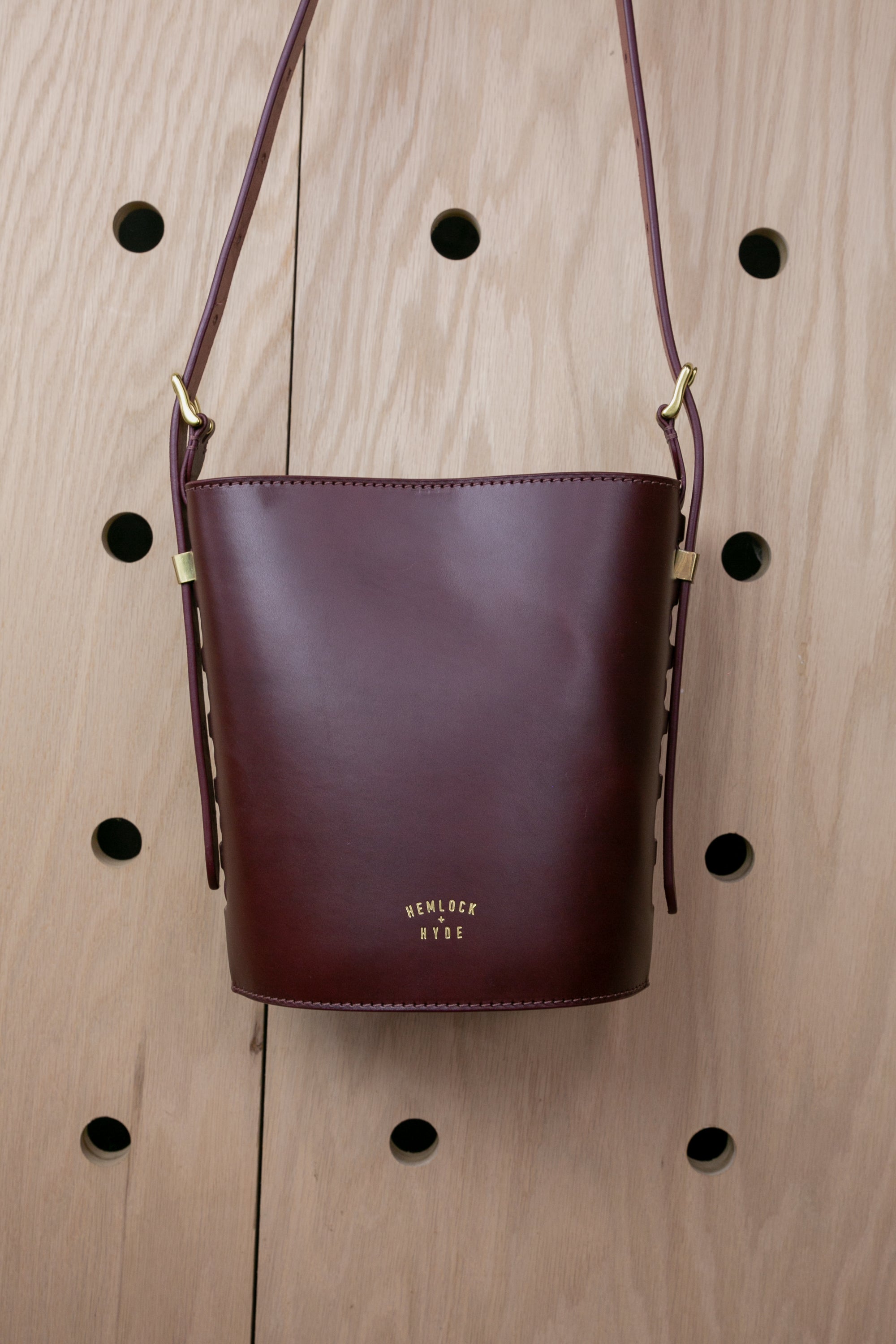 Mini Shelby: Burgundy: Pre-loved