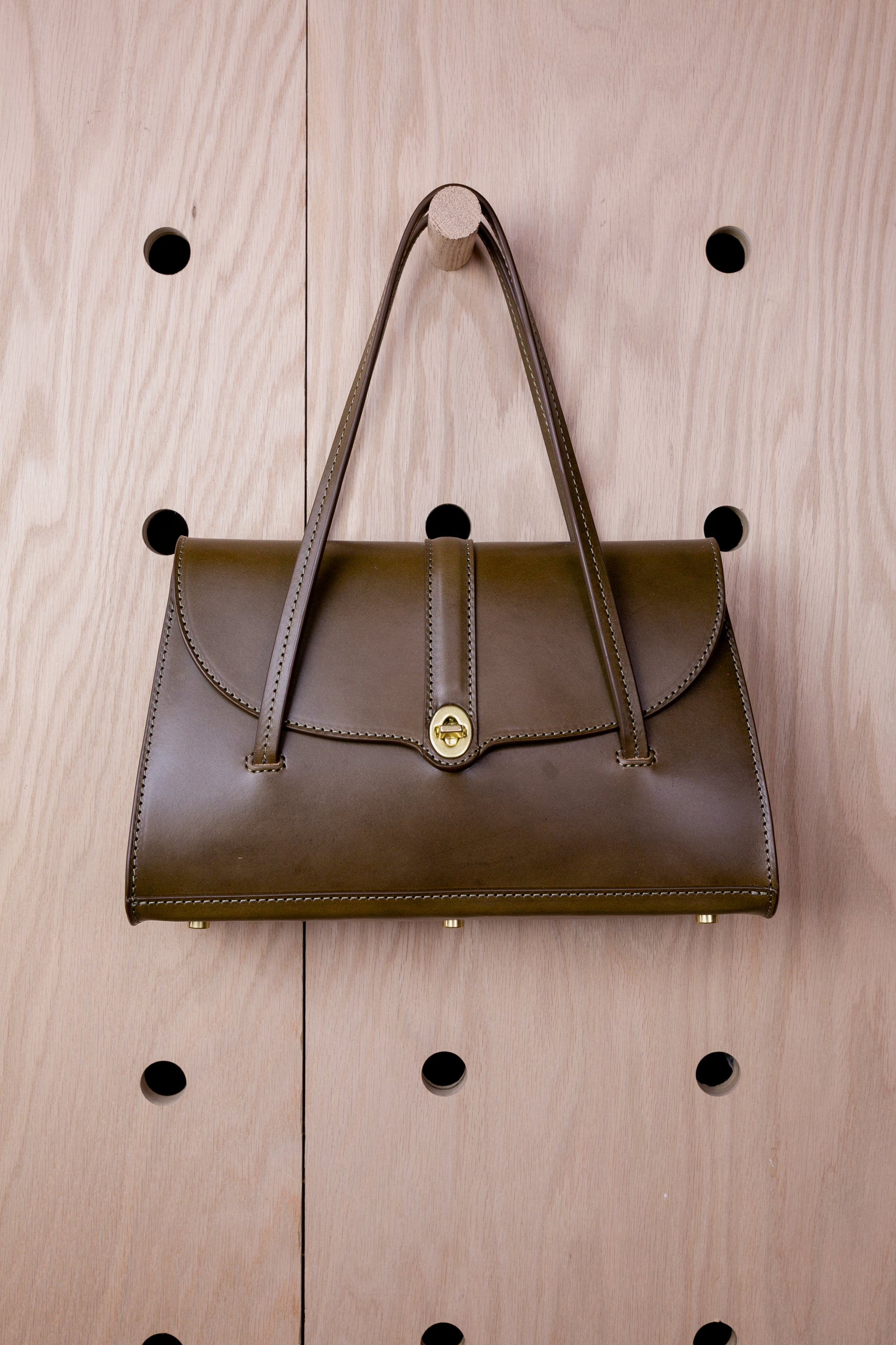 Maeve 16: Olive: Market bag